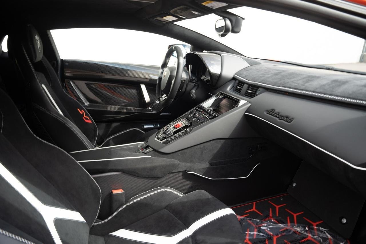 2020 Lamborghini Aventador SVJ For Sale (16)