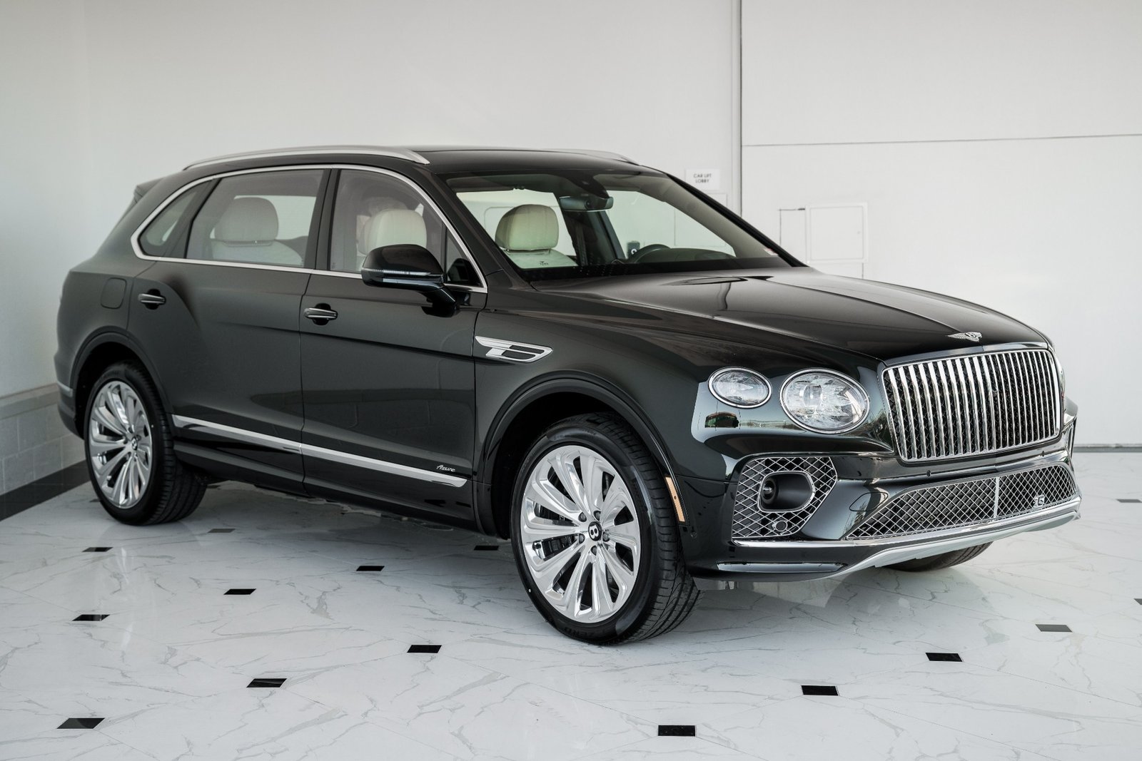 2023 BENTLEY BENTAYGA EWB AZURE V8 (13)