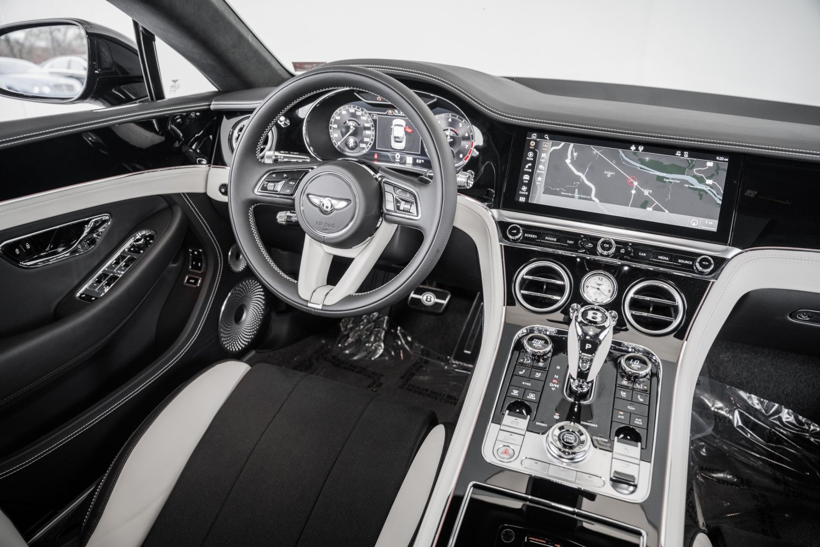 2023 BENTLEY CONTINENTAL GT S V8 (19)