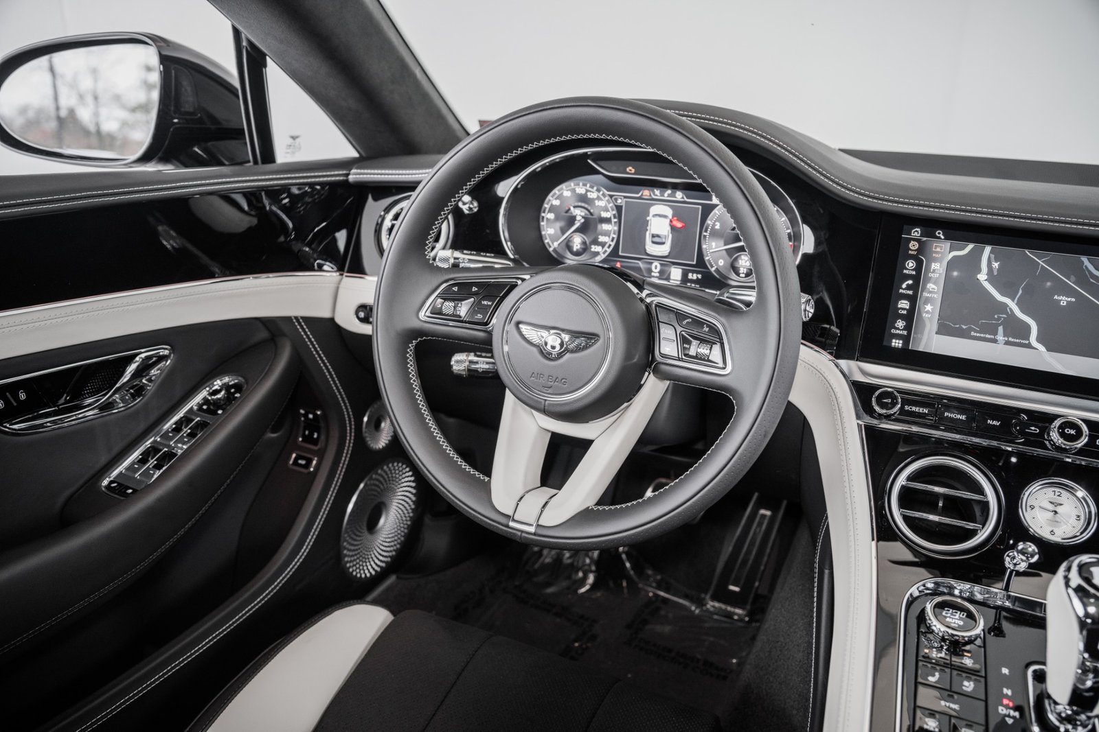 2023 BENTLEY CONTINENTAL GT S V8 (9)