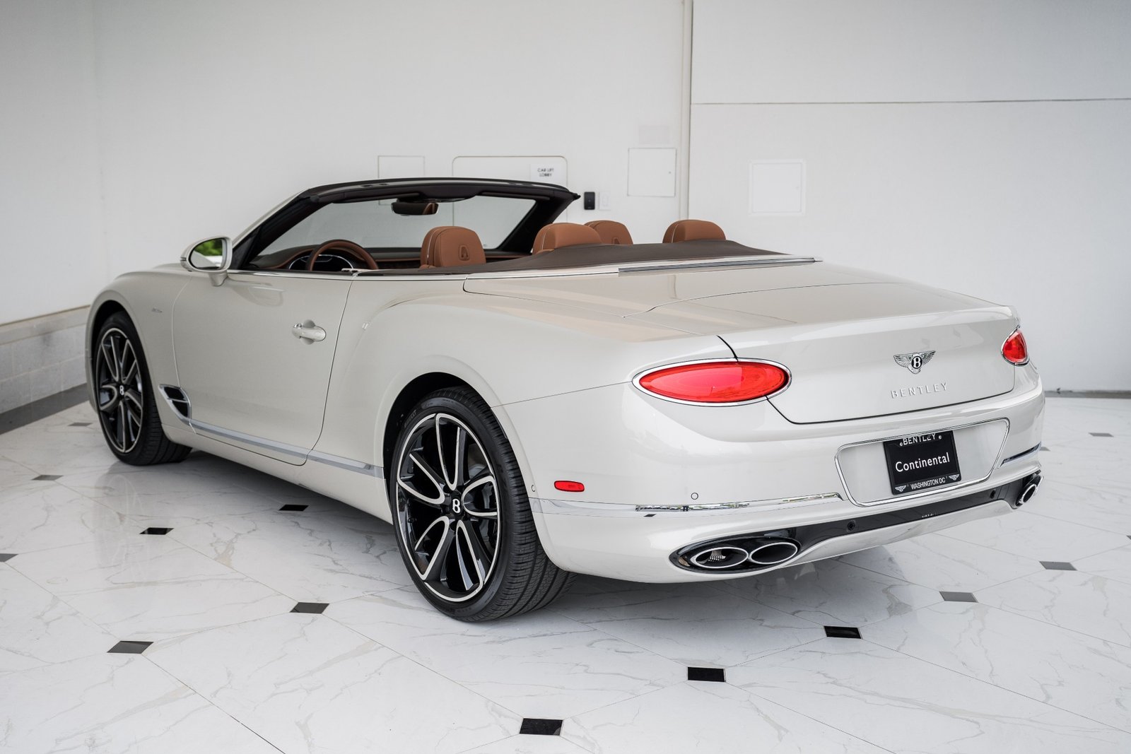 New-2023-Bentley-CONTINENTAL-GTC-AZURE-V8 (13)