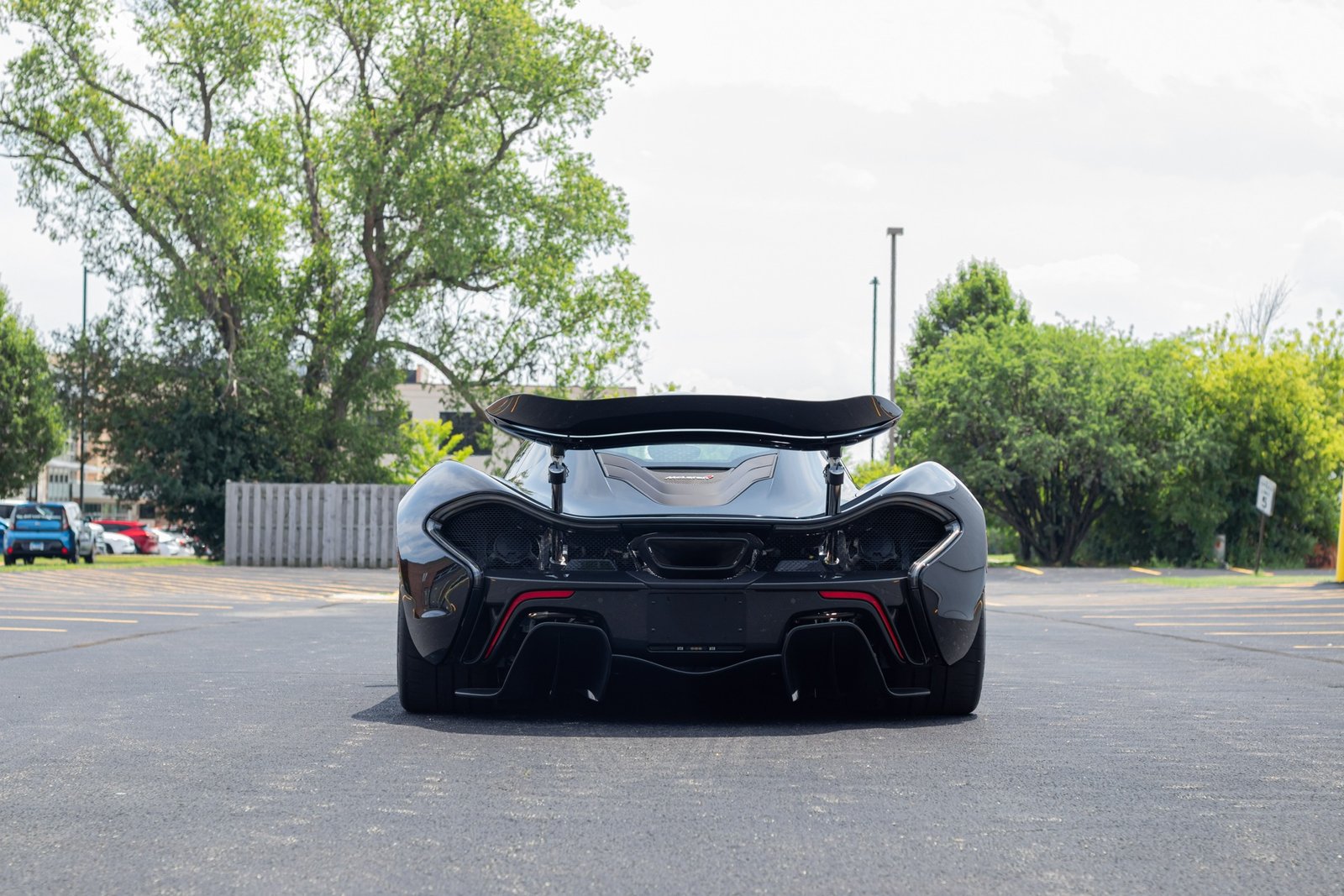 2014 McLaren P1 (41)