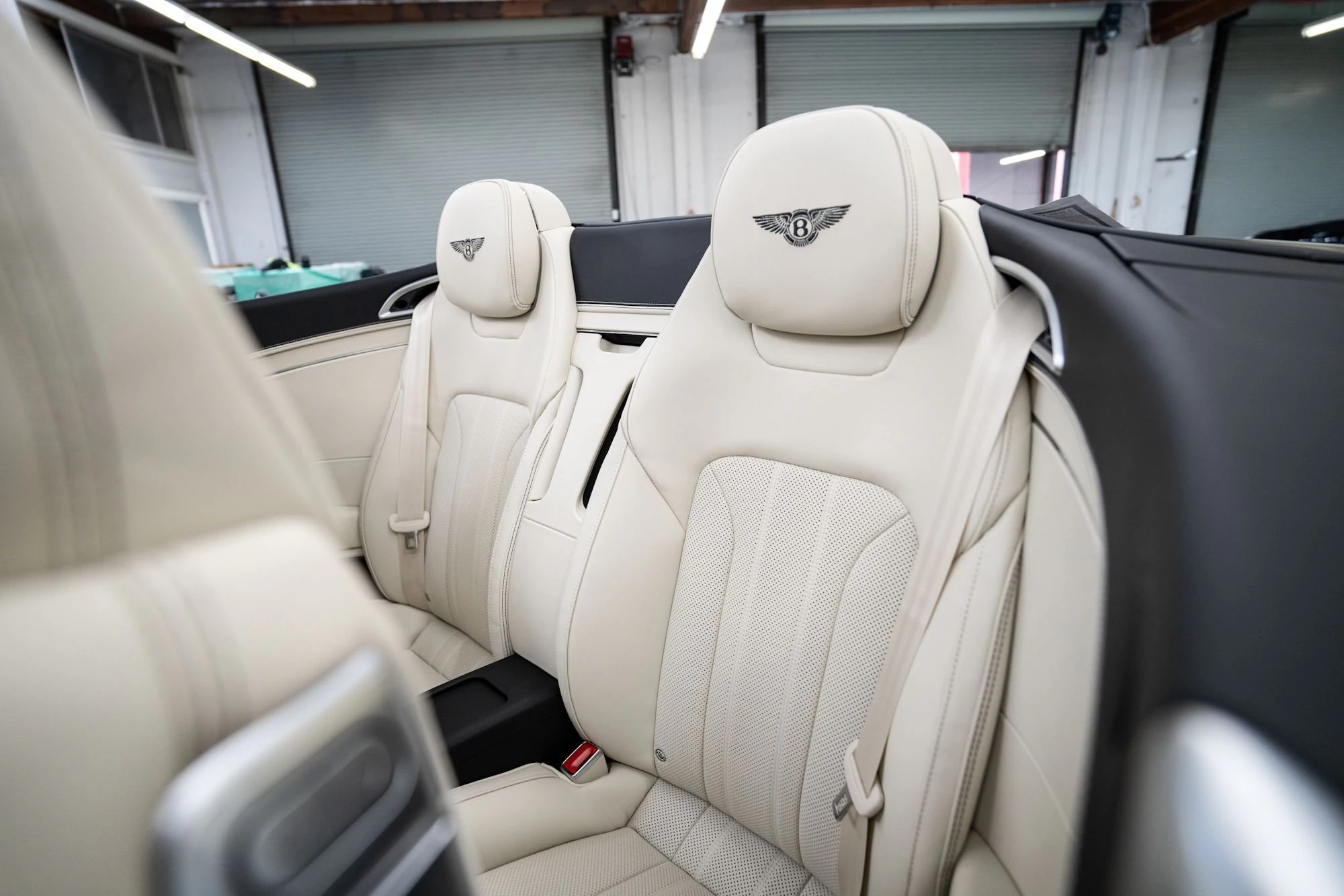 2023 Bentley Continental GTC convertible (16)