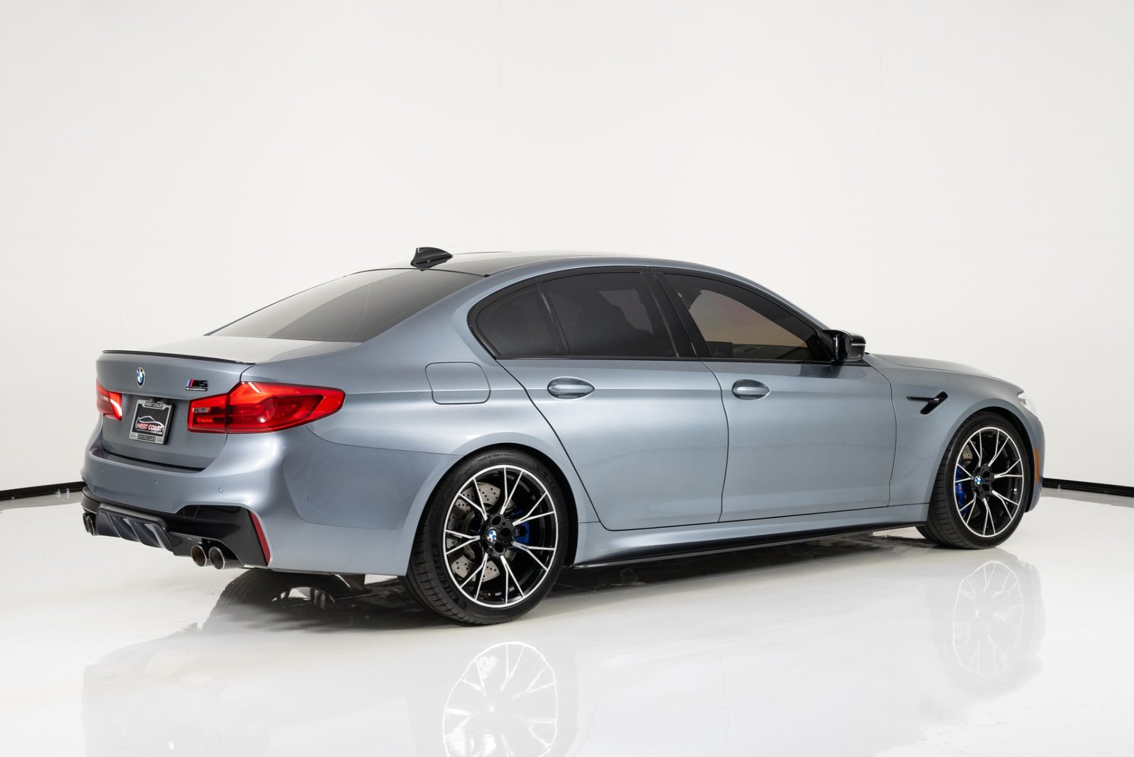 New 2019 BMW M5 COMPETITION (32)