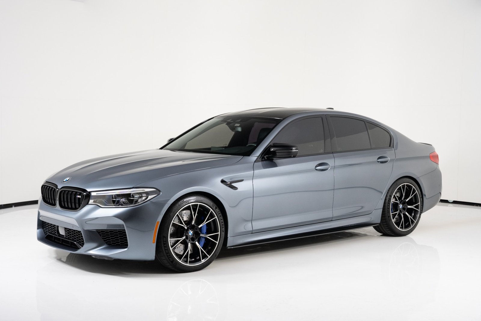 New 2019 BMW M5 COMPETITION (35)
