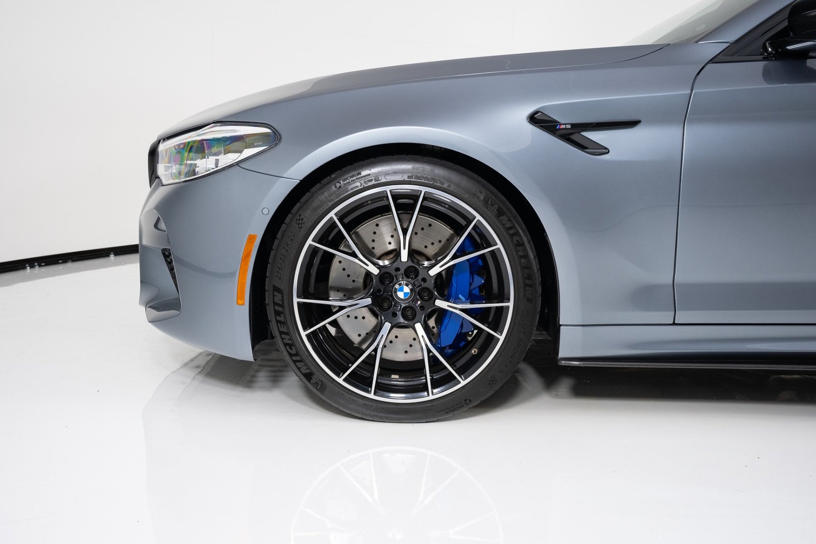 New 2019 BMW M5 COMPETITION (37)