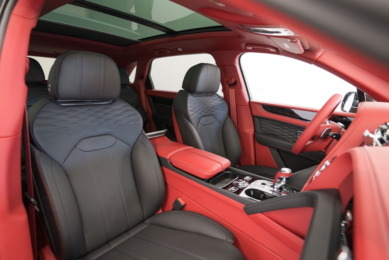 New 2023 Bentley Bentayga EWB Azure suv (1)