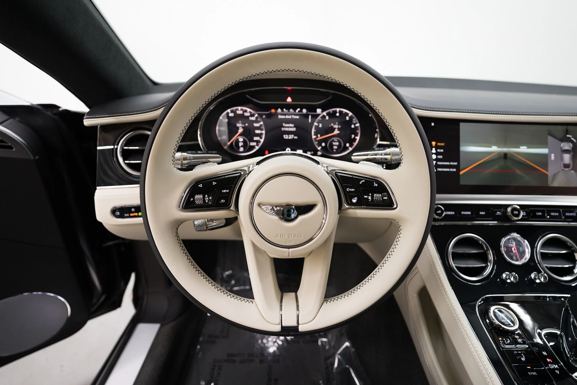 New 2023 Bentley Continental GT V8 coupe (12)