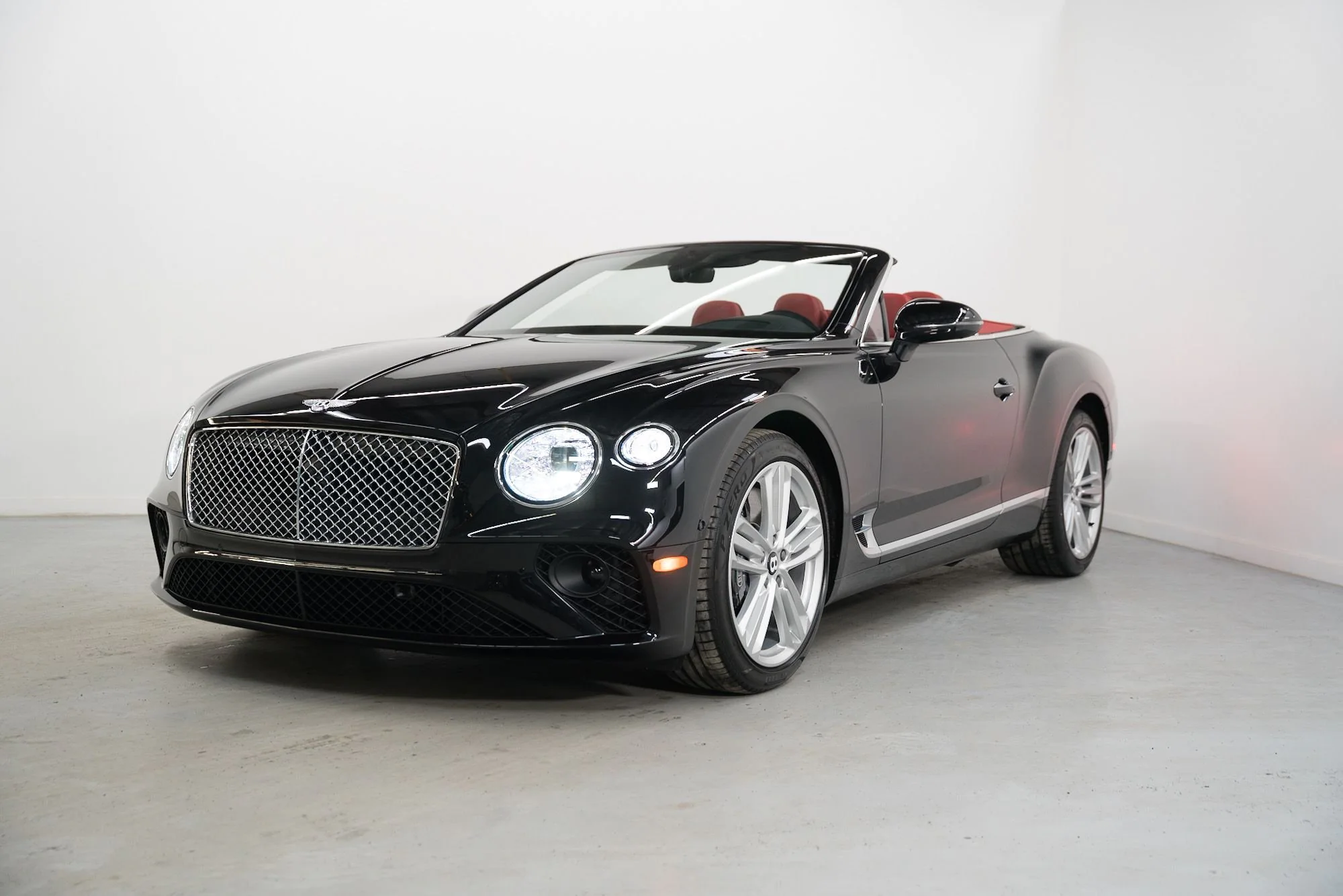 New 2023 Bentley Continental GTC (19)