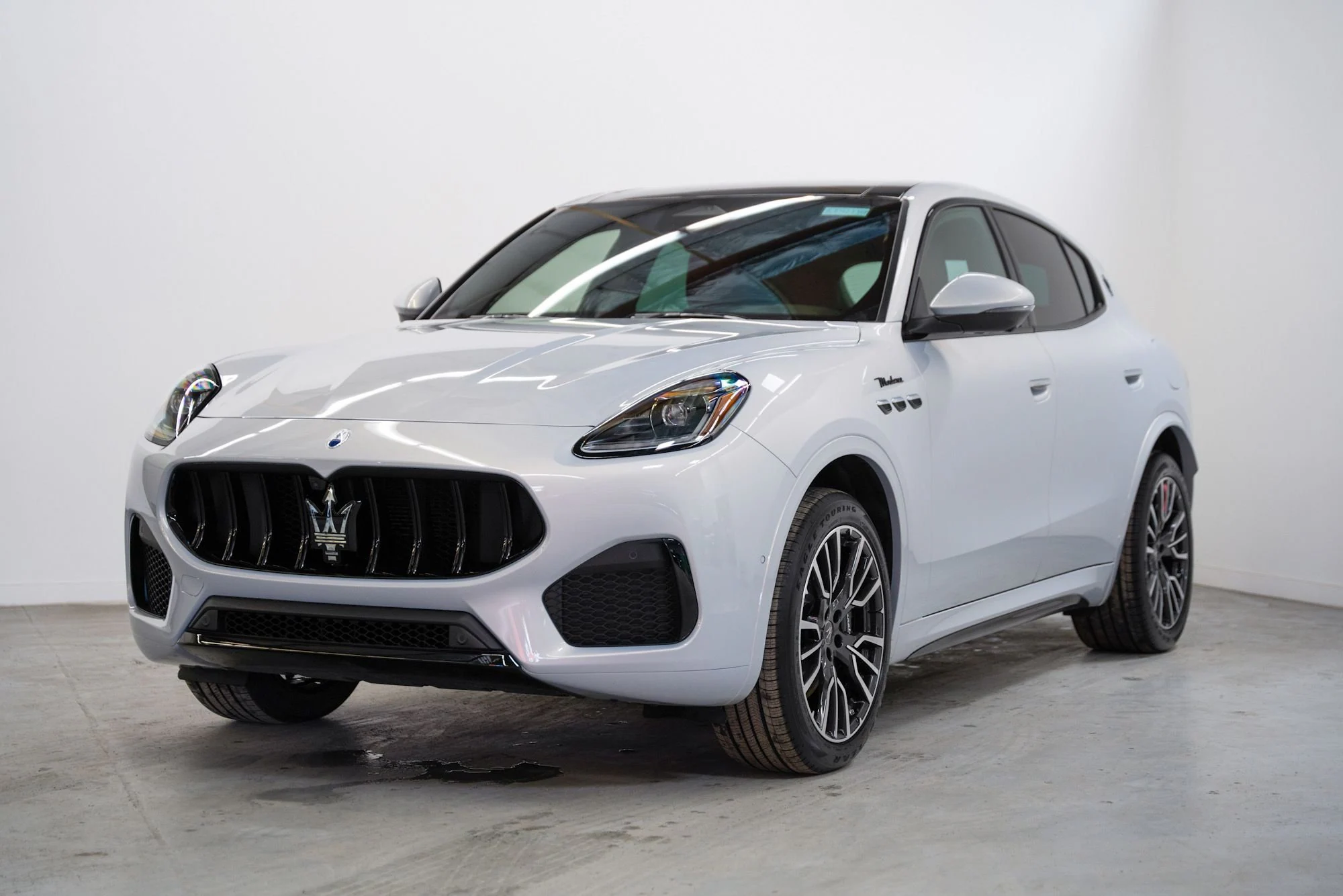 New 2023 Maserati Grecale Modena SUV (16)