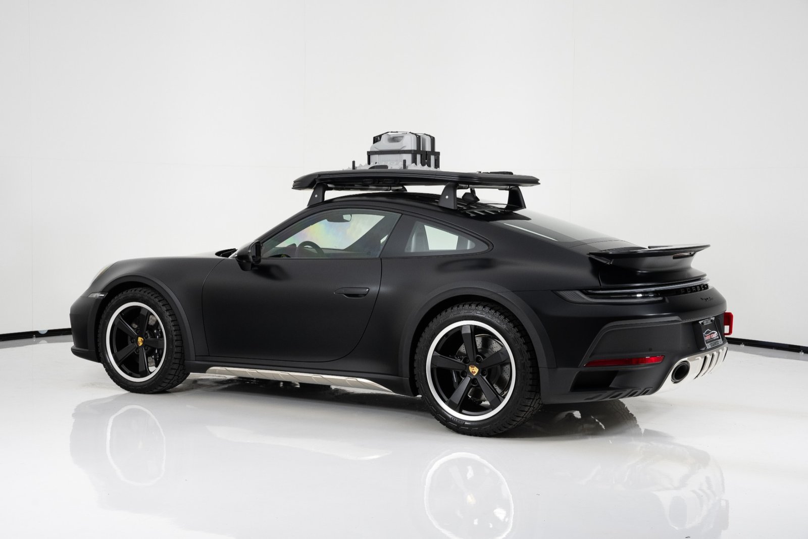 New 2023 PORSCHE 911 DAKAR (34)