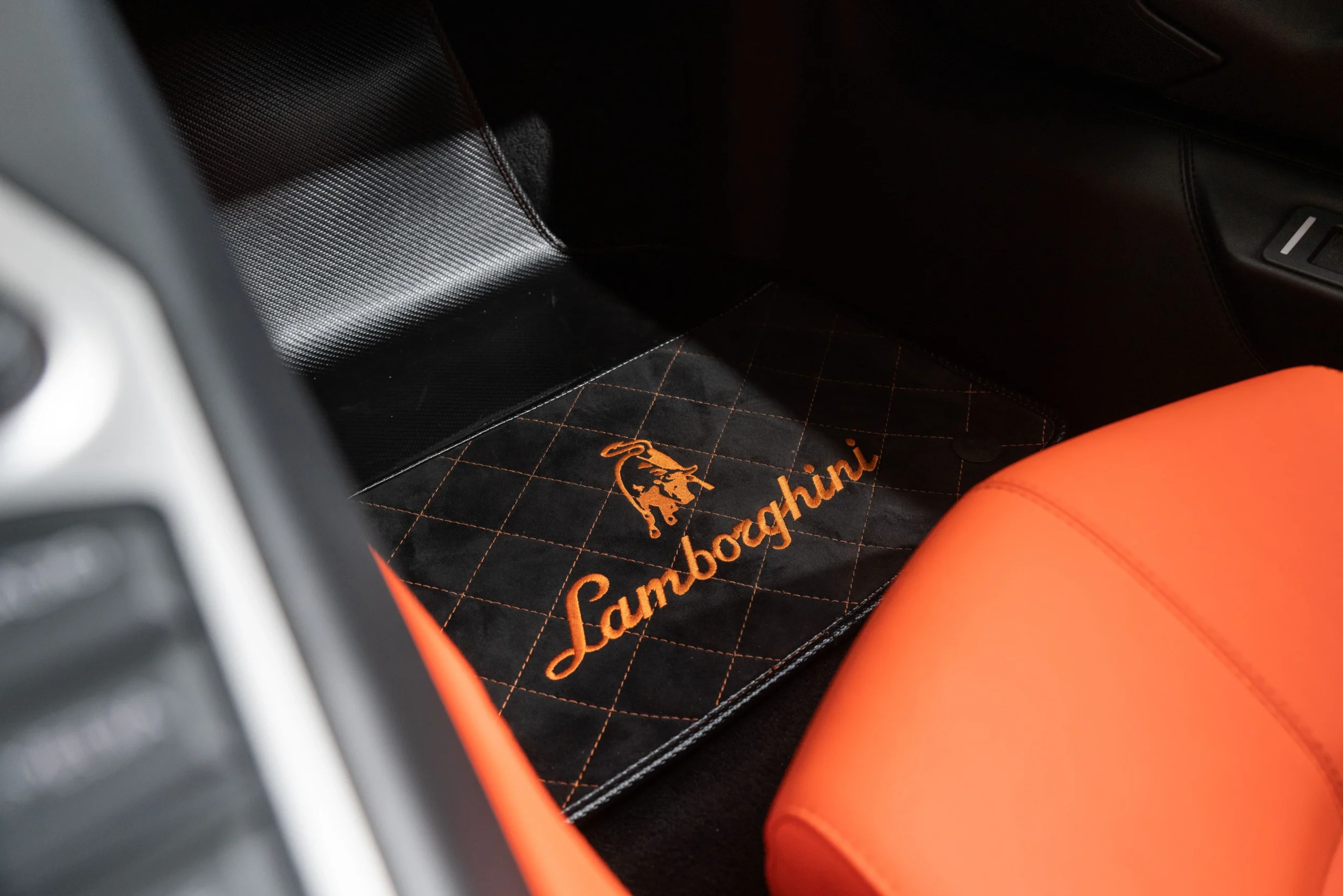Used 2012 Lamborghini Aventador coupe (3)