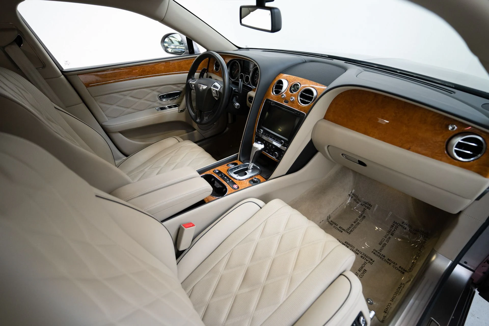 Used 2015 Bentley Continental Flying Spur sedan (17)