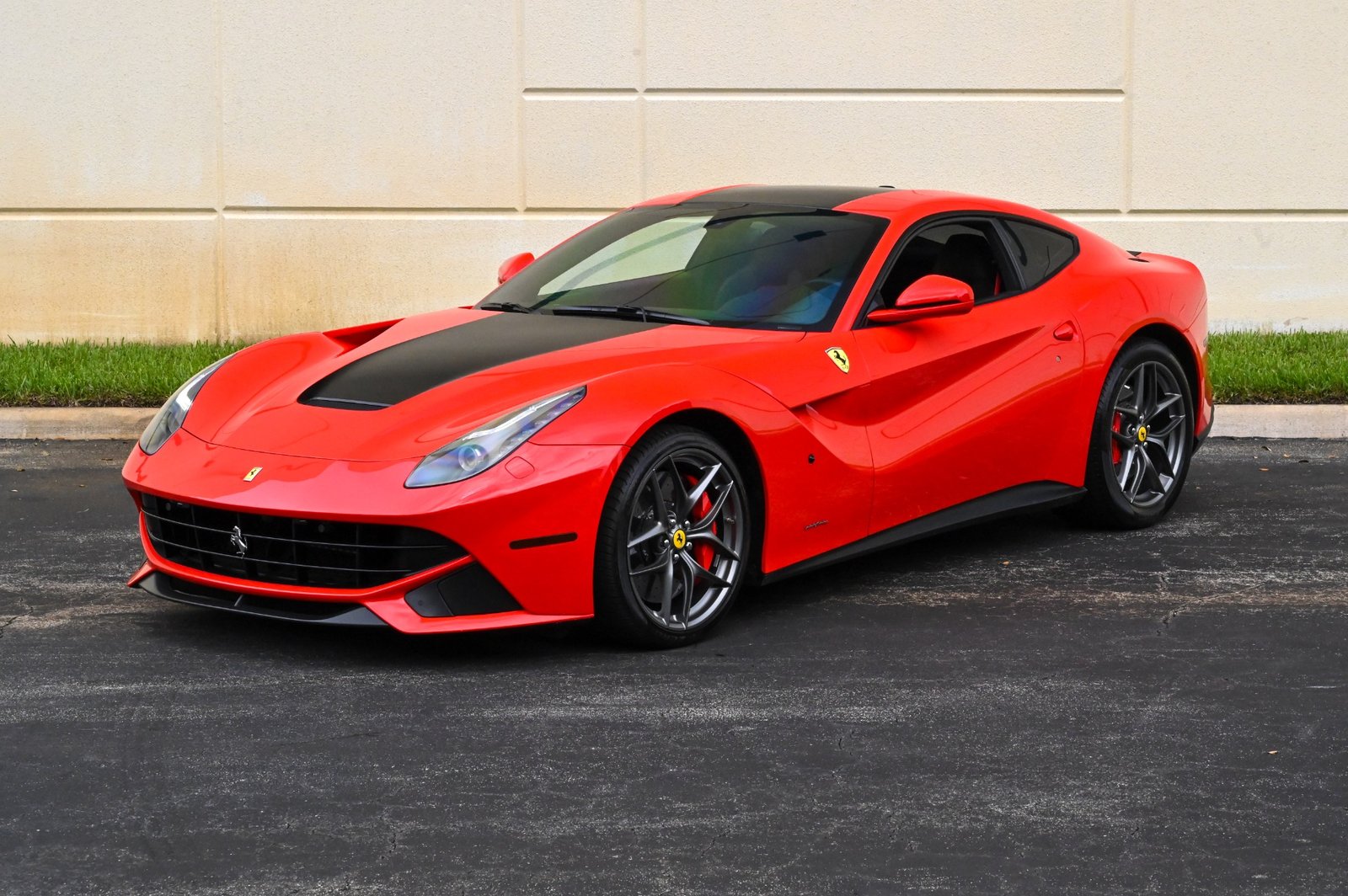 Used 2017 Ferrari F12berlinetta (43)