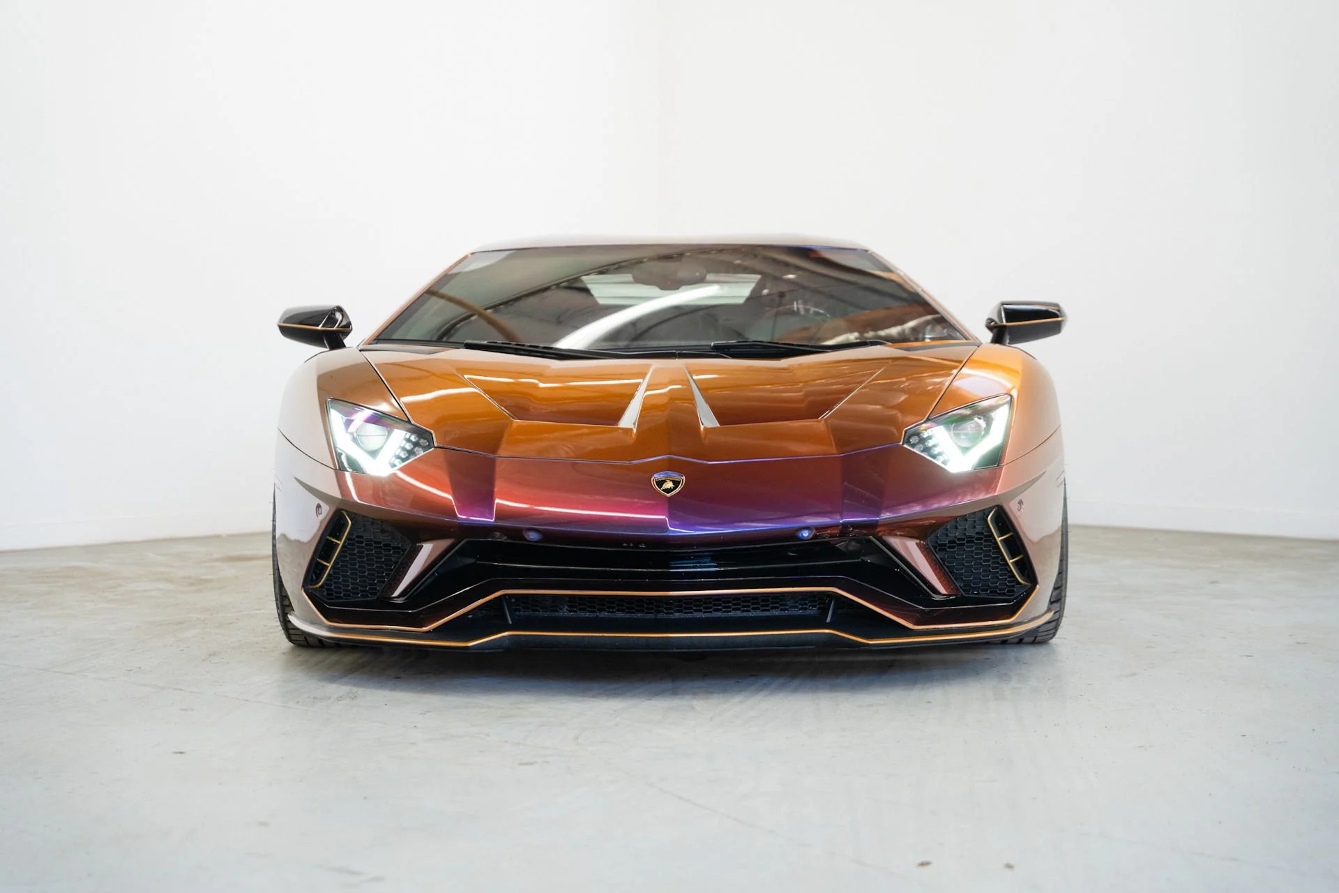 Used 2017 Lamborghini Aventador S coupe (1)