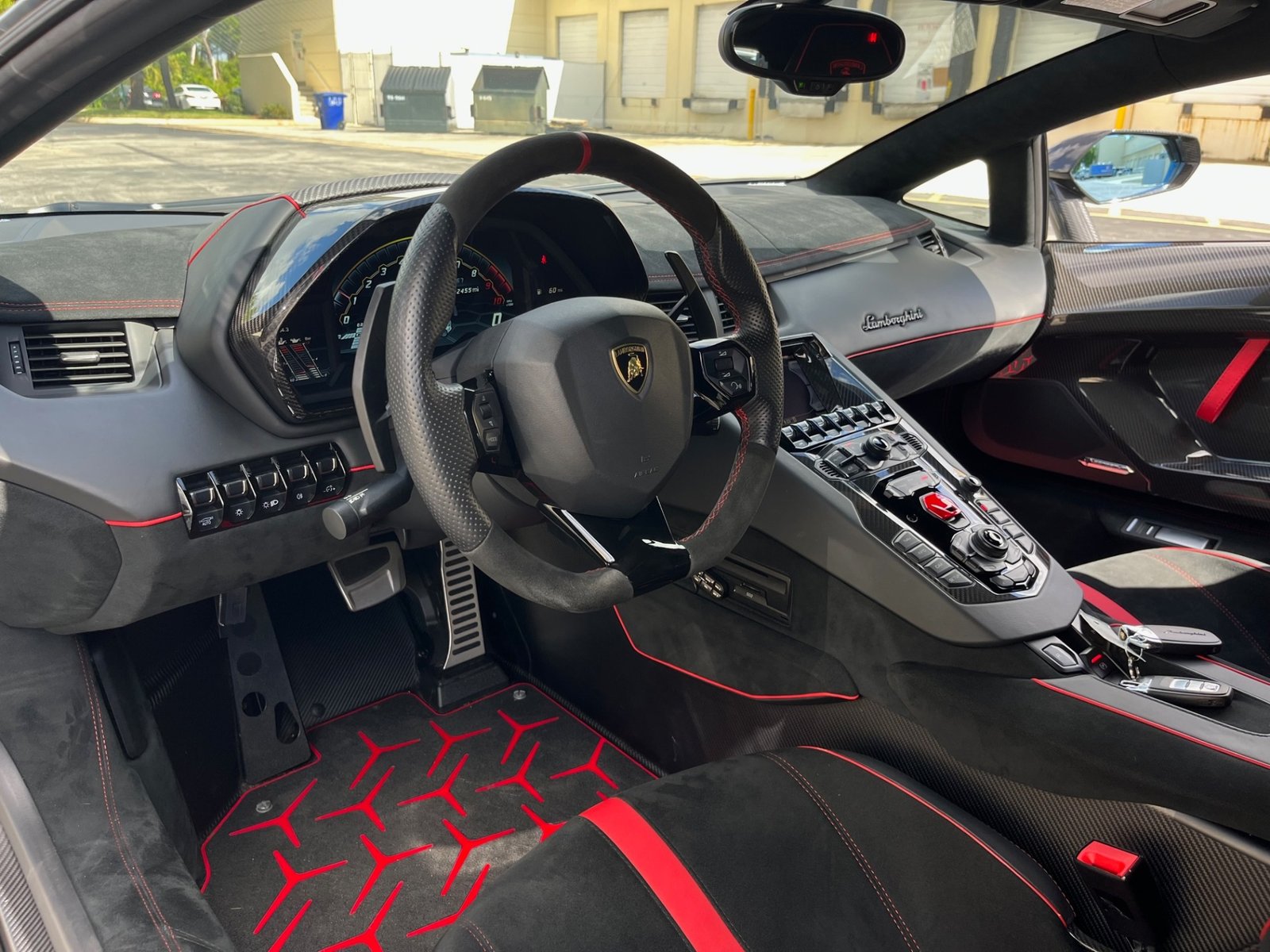 Used 2019 Lamborghini Aventador SVJ (5)