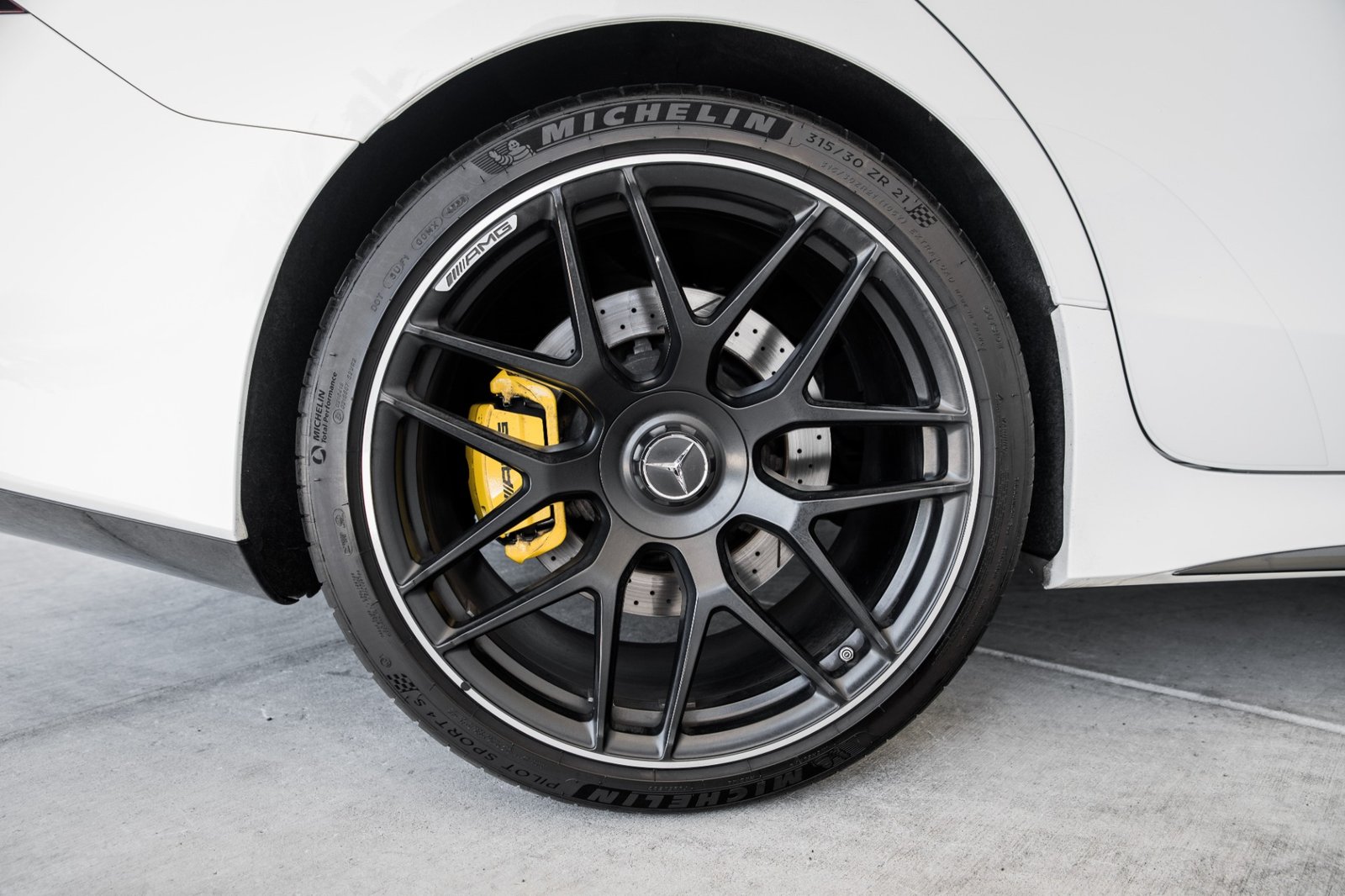 Used 2019 MERCEDES-BENZ AMG GT 63 (24)