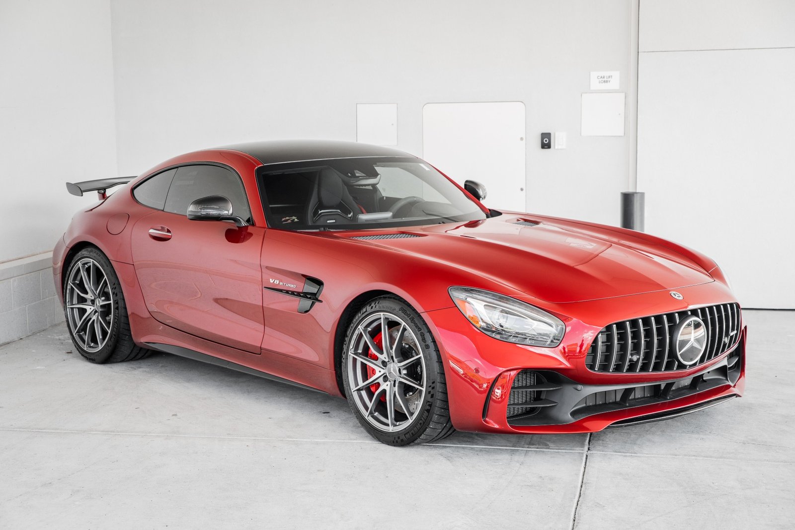 Used 2019 MERCEDES-BENZ AMG GT R (11)