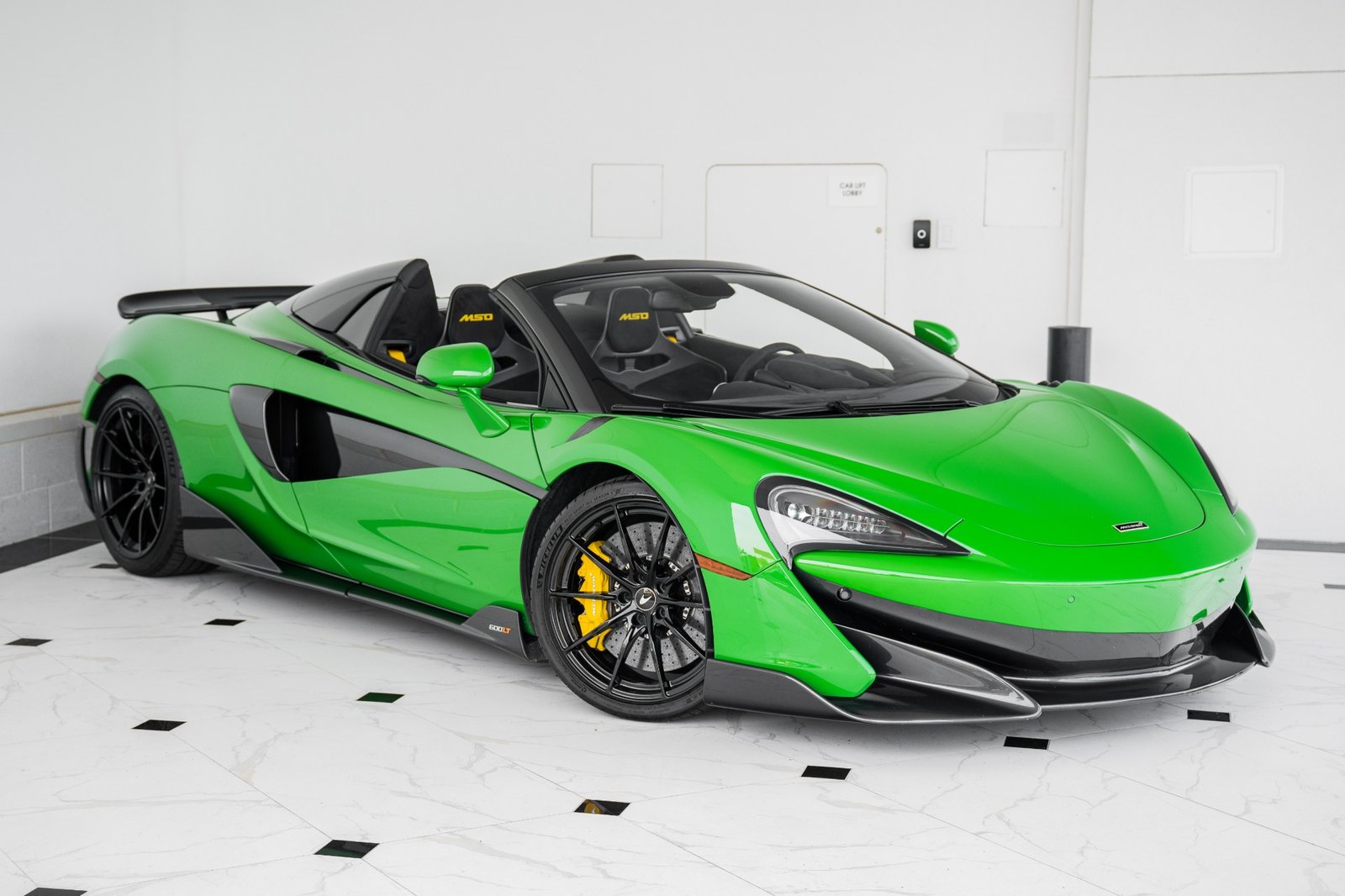 Used 2020 MCLAREN 600LT (33)