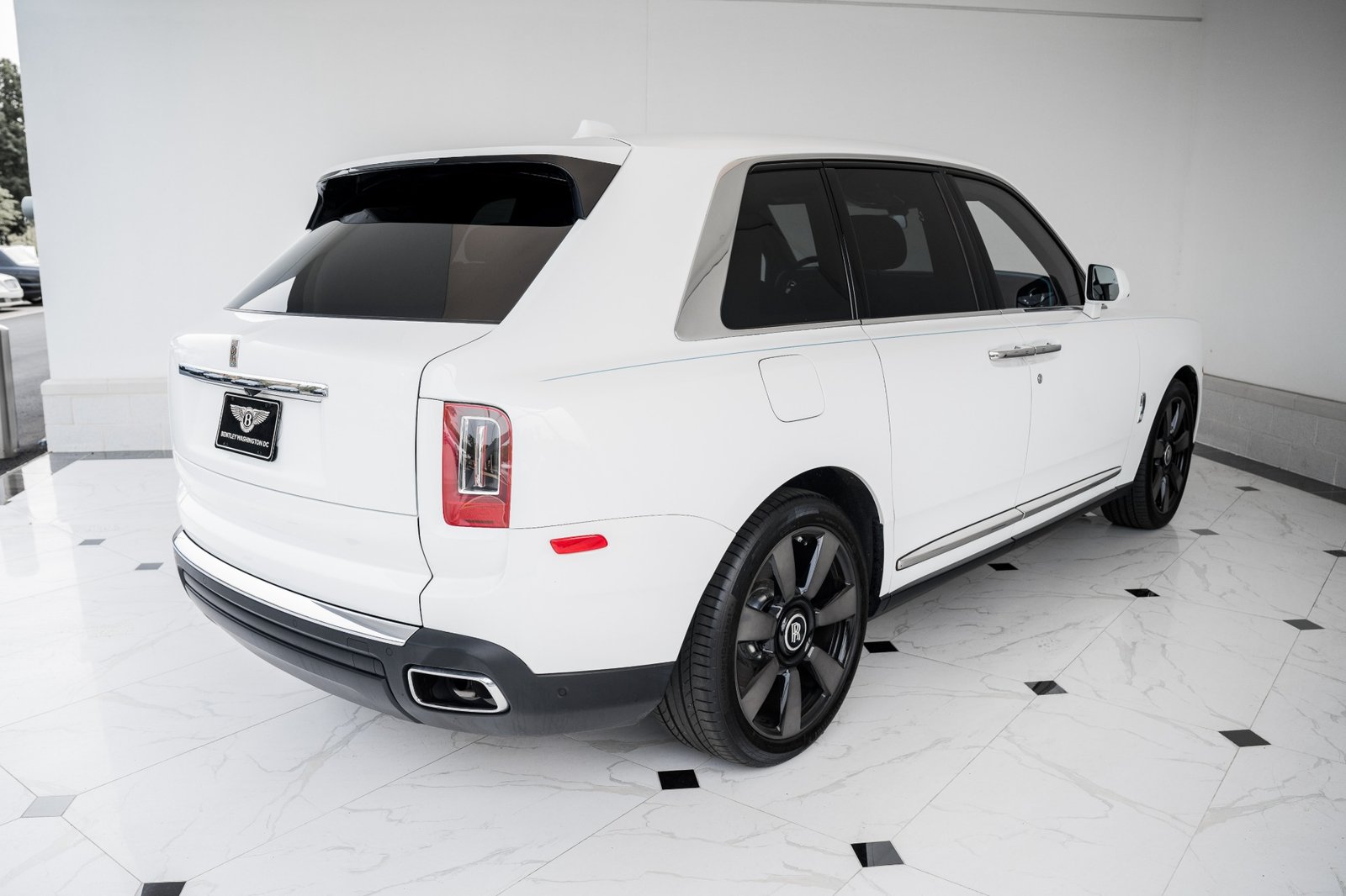 Used 2022 ROLLS-ROYCE CULLINAN (12)