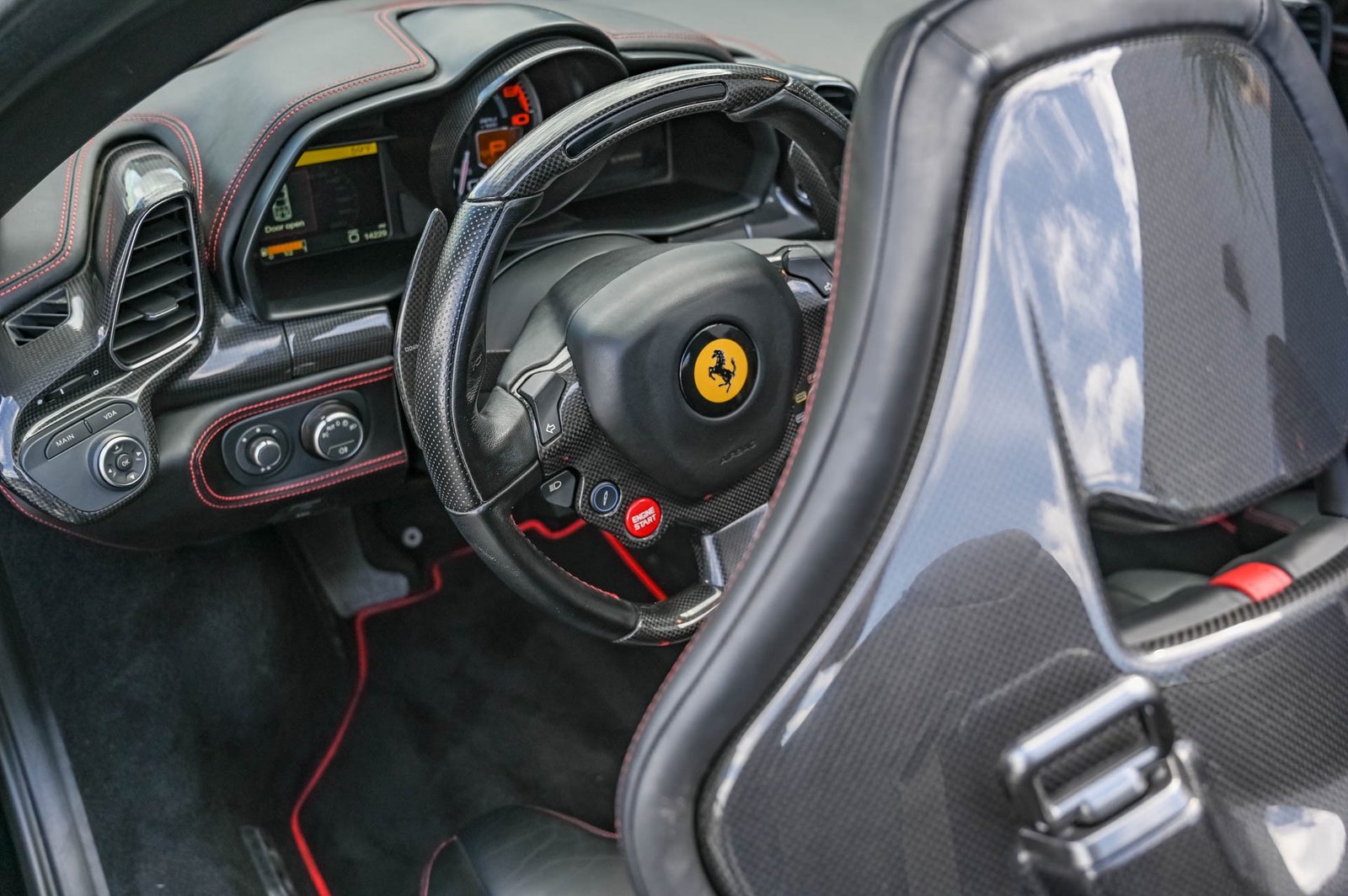 Used-2013-Ferrari-458-Spider-1678393551 (1)