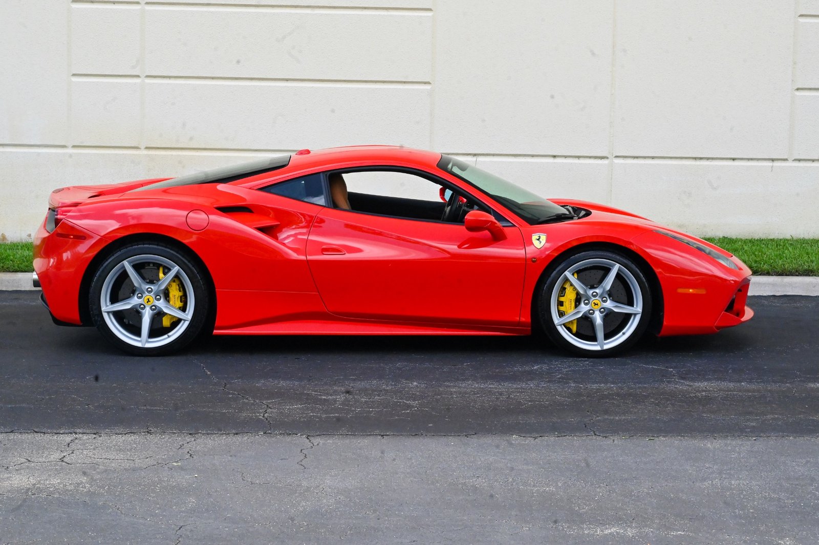 Used-2016-Ferrari-488-GTB-1689094100