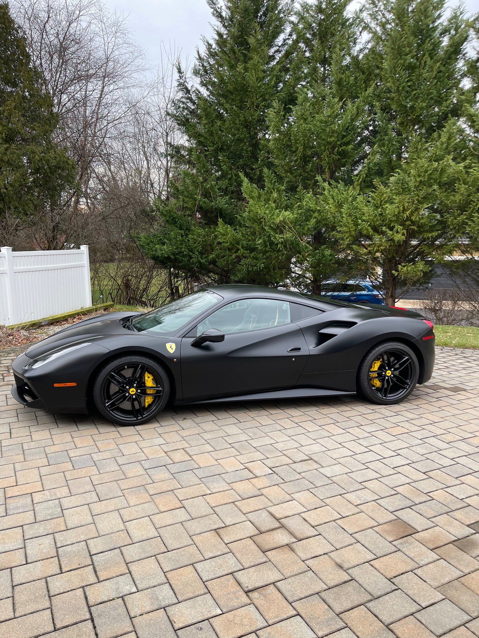 Used-2018-Ferrari-488-GTB-1676317851