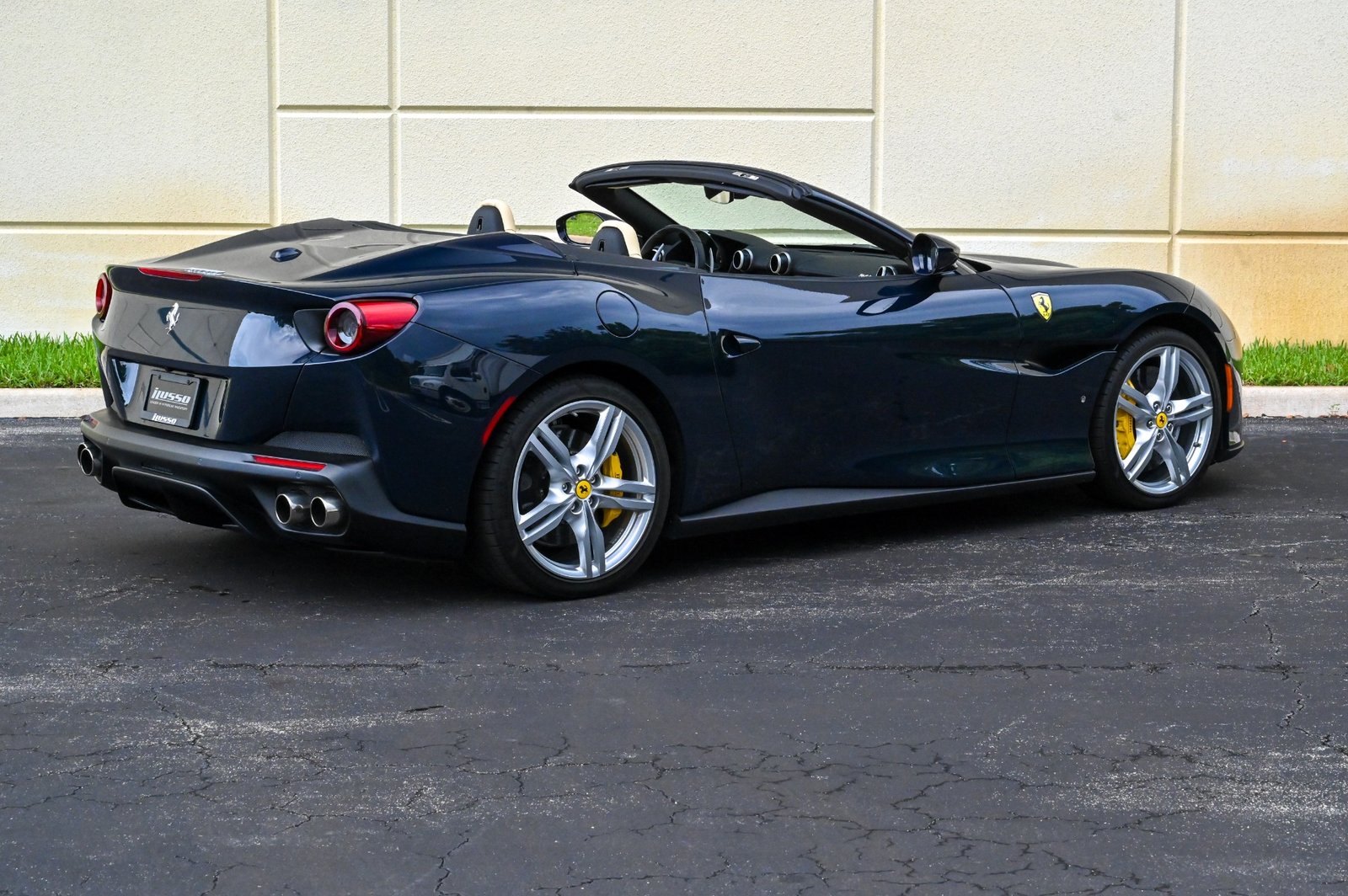 Used-2019-Ferrari-Portofino-1690924278 (1)