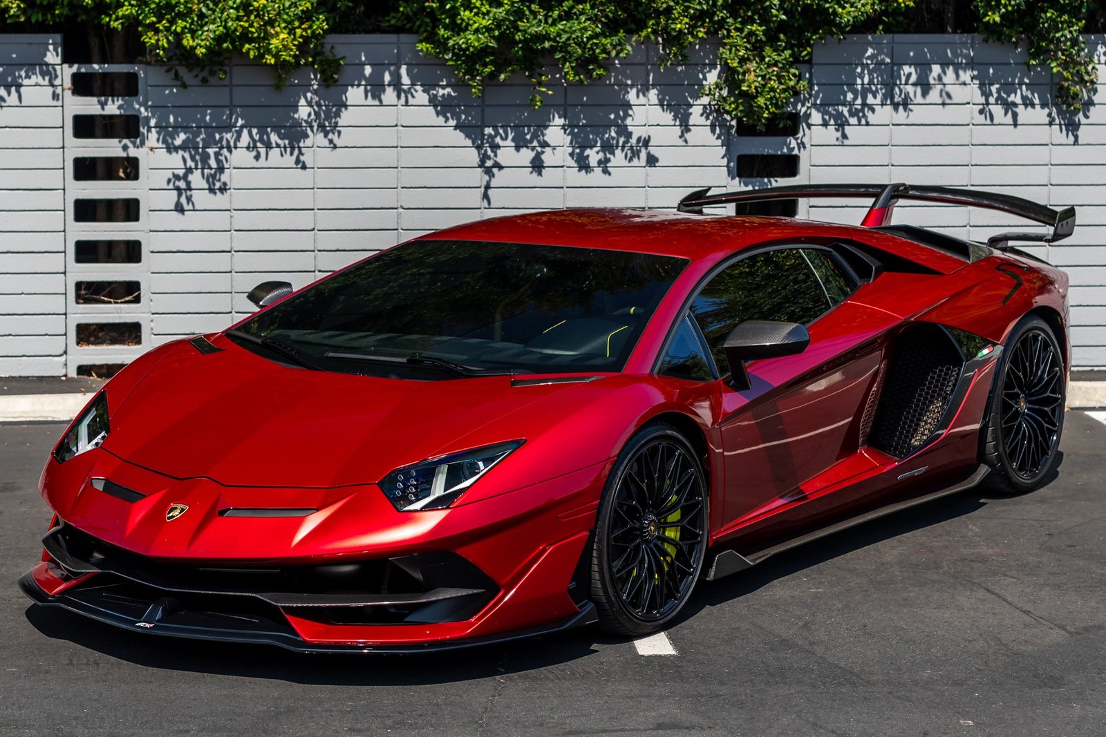 Used 2019 Lamborghini Aventador SVJ For Sale (56)