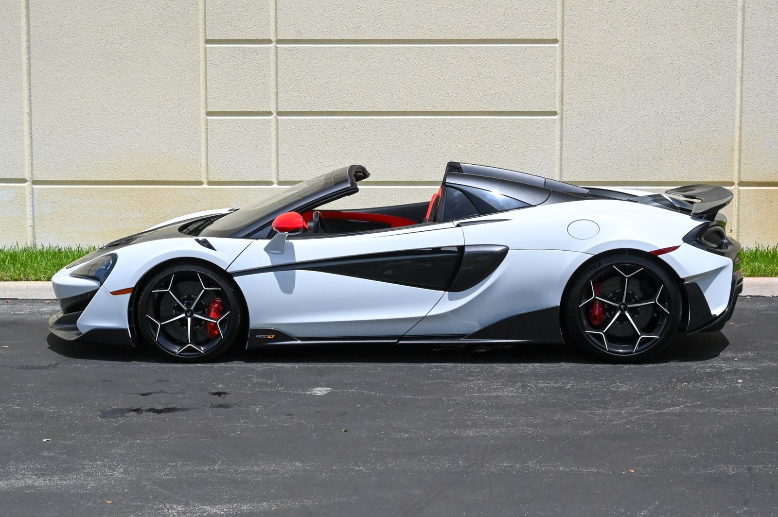 Used 2020 McLaren 600LT Spider For Sale (36)