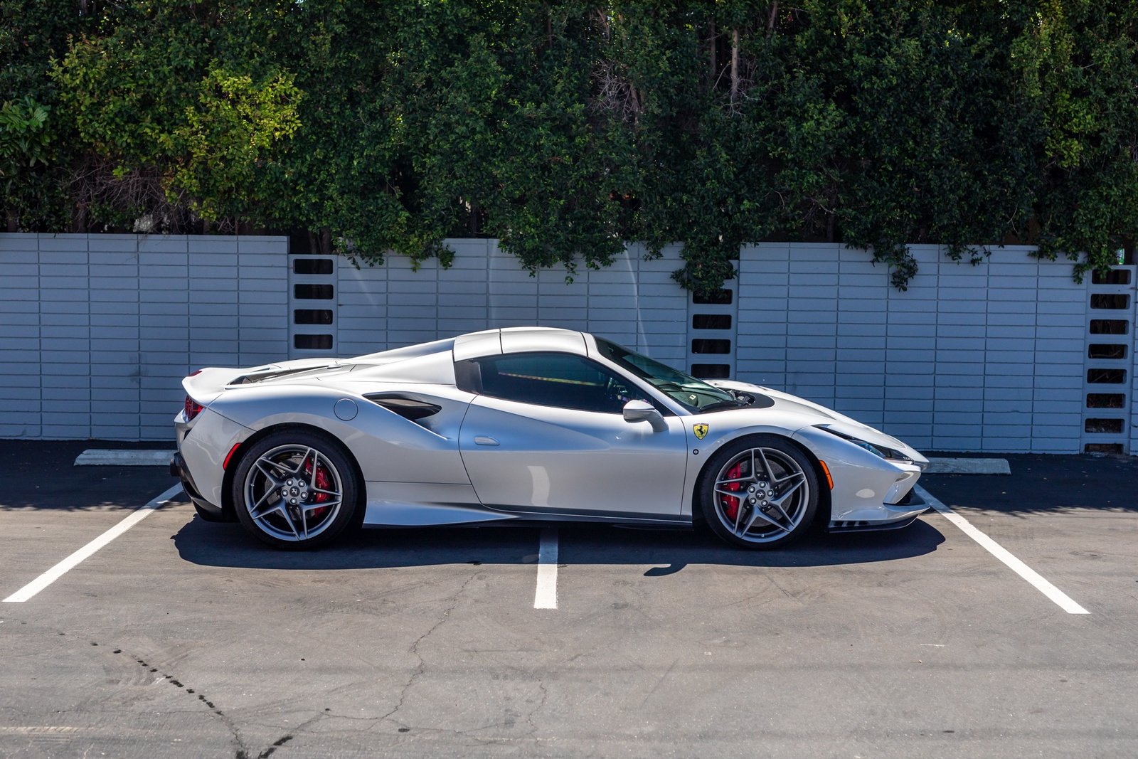 Used 2021 Ferrari F8 Spider For Sale (3)