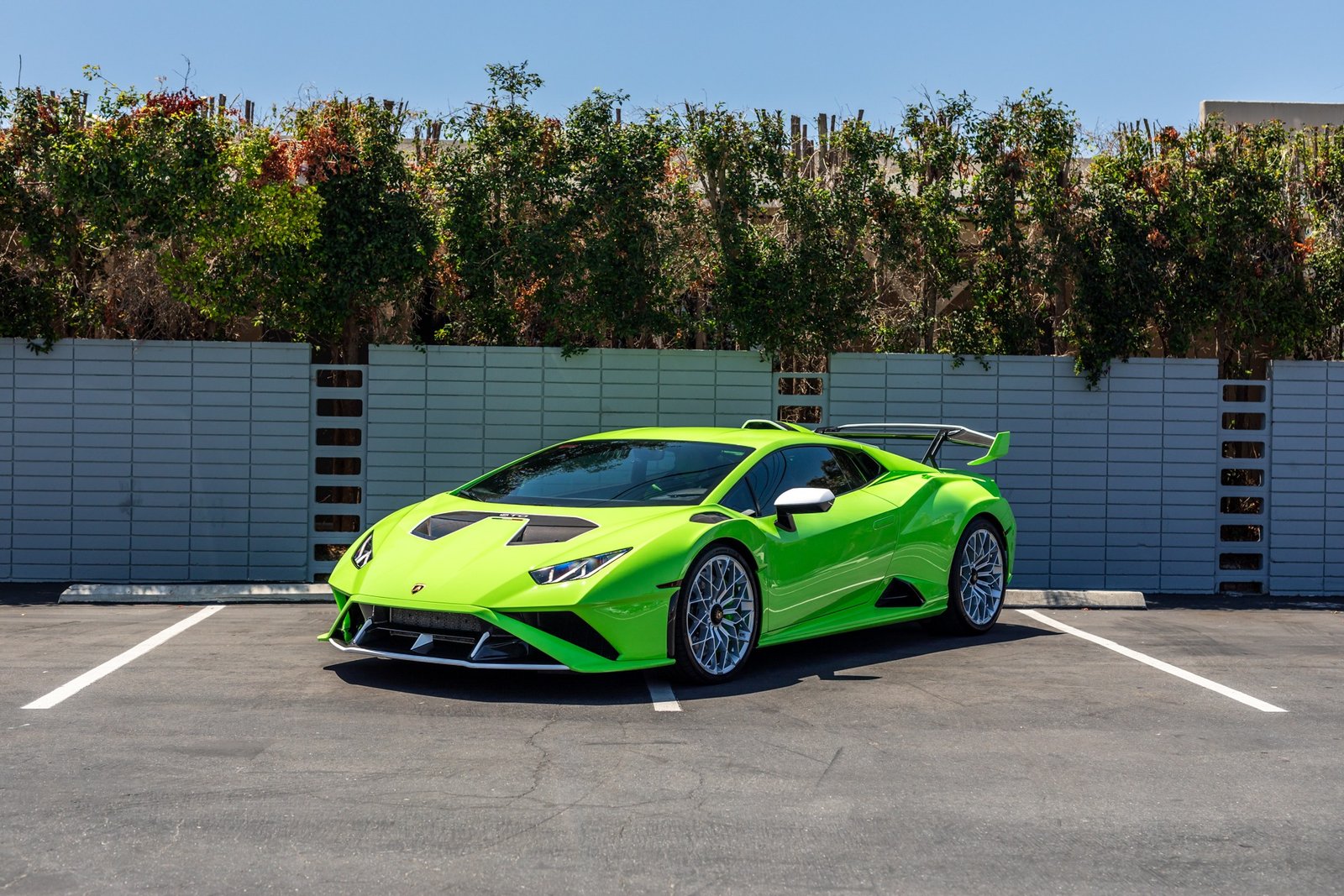 Used 2022 Lamborghini Huracan For Sale (18)