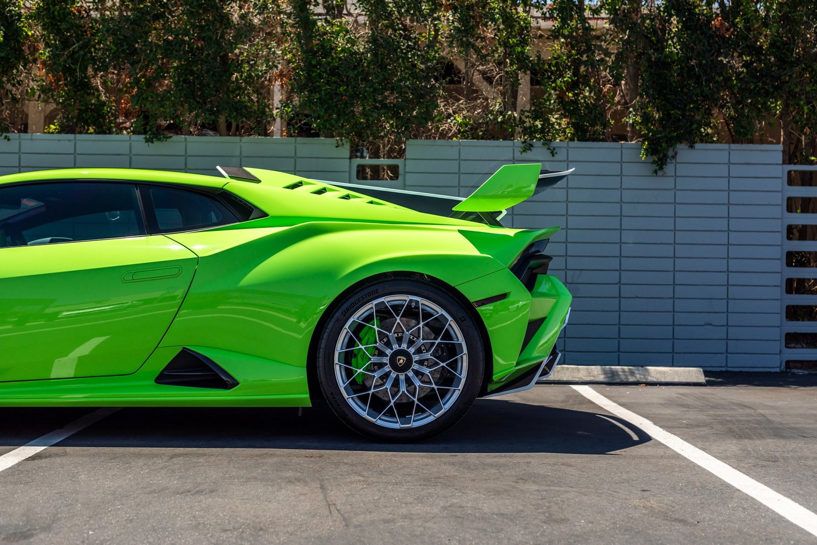 Used 2022 Lamborghini Huracan For Sale (22)