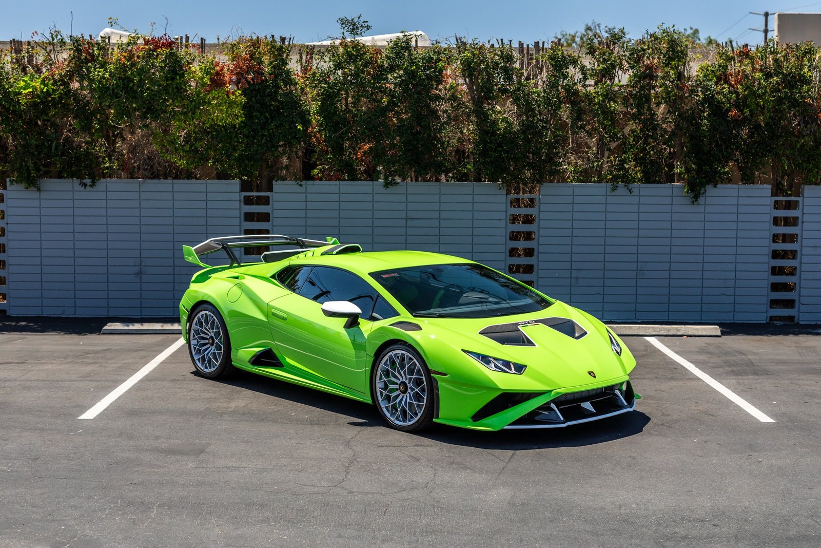 Used 2022 Lamborghini Huracan For Sale (8)