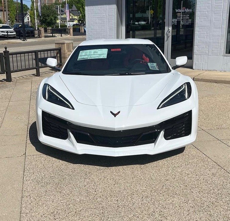 Used 2023 Chevrolet Corvette Z06 Z06 (1)