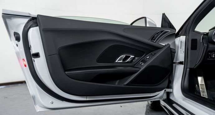 2022 Audi R8 Spyder – V10 performance For Sale (9)