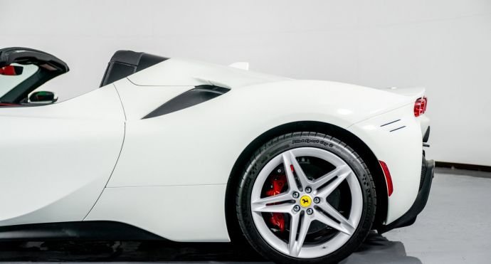 2022 Ferrari SF90 Spider For Sale (33)