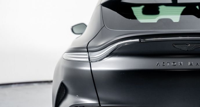 2023 Aston Martin DBX For Sale (37)