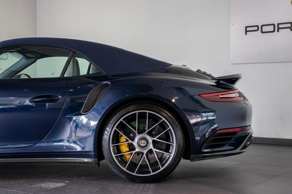 Used 2018 Porsche 911 For Sale (5)