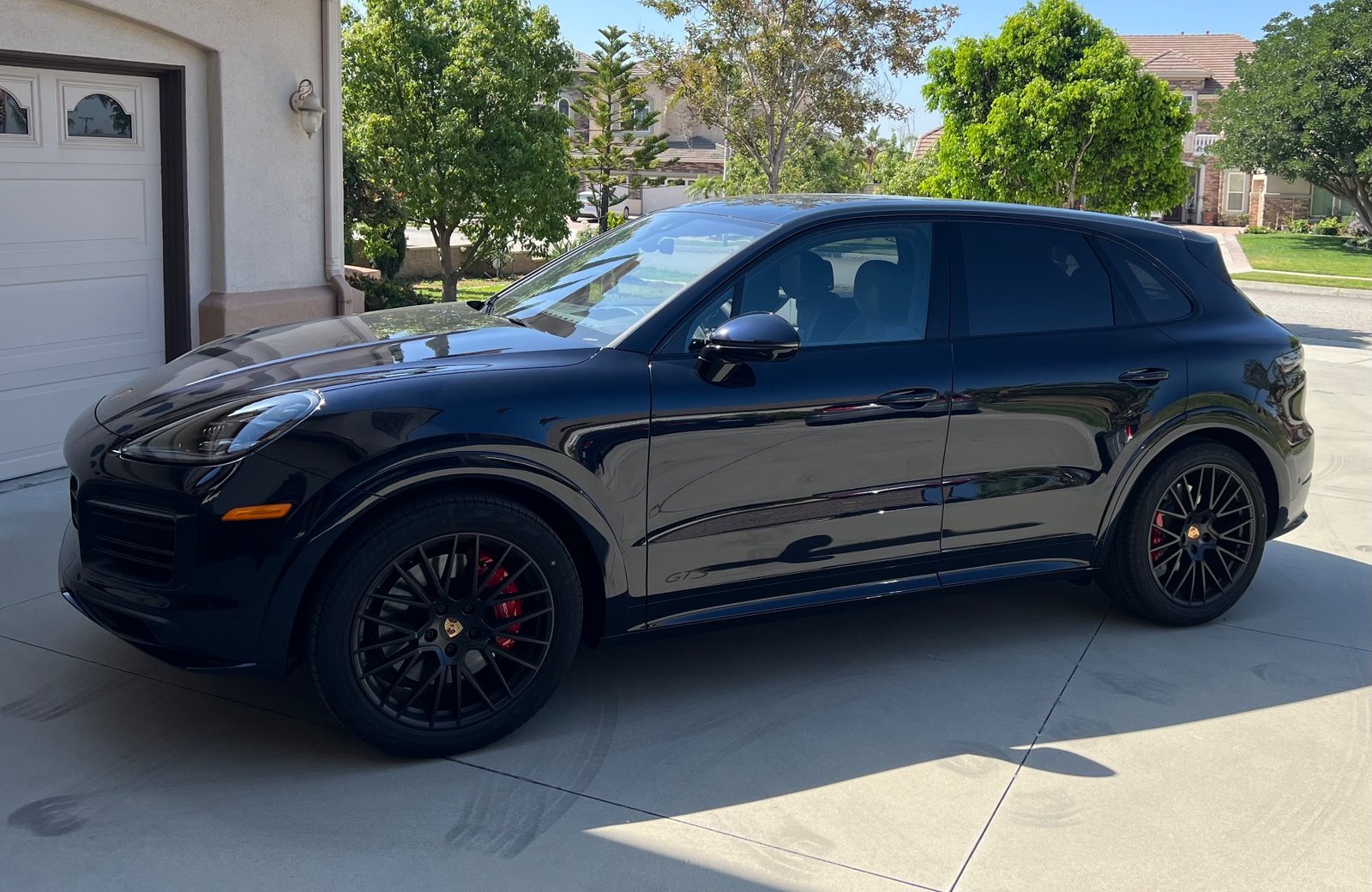 Used 2022 Porsche Cayenne GTS For Sale (7)