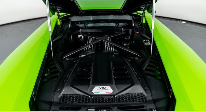 2021 Lamborghini Huracan EVO For Sale (32)