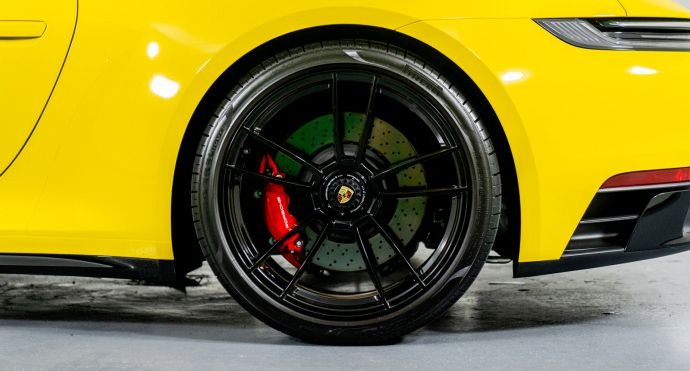 2022 Porsche 911 – Targa 4 GTS For Sale (35)
