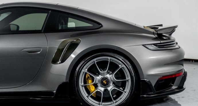 2022 Porsche 911 Turbo S For Sale (19)