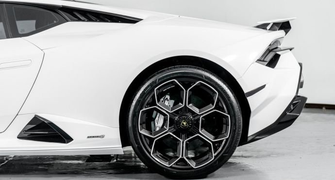 2023 Lamborghini Huracan Tecnica For Sale (4)