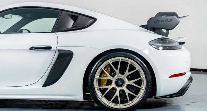 2023 Porsche 718 Cayman – GT4 RS WEISSACH For Sale (12)