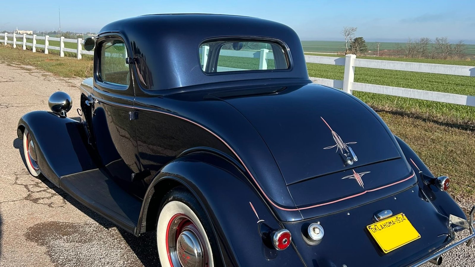 1934 Ford 3-Window Coupe For Sale (10)