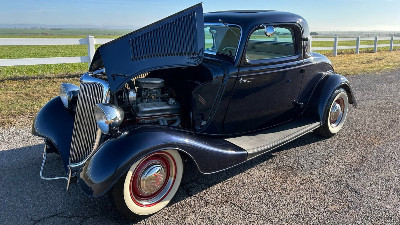 1934 Ford 3-Window Coupe For Sale (12)