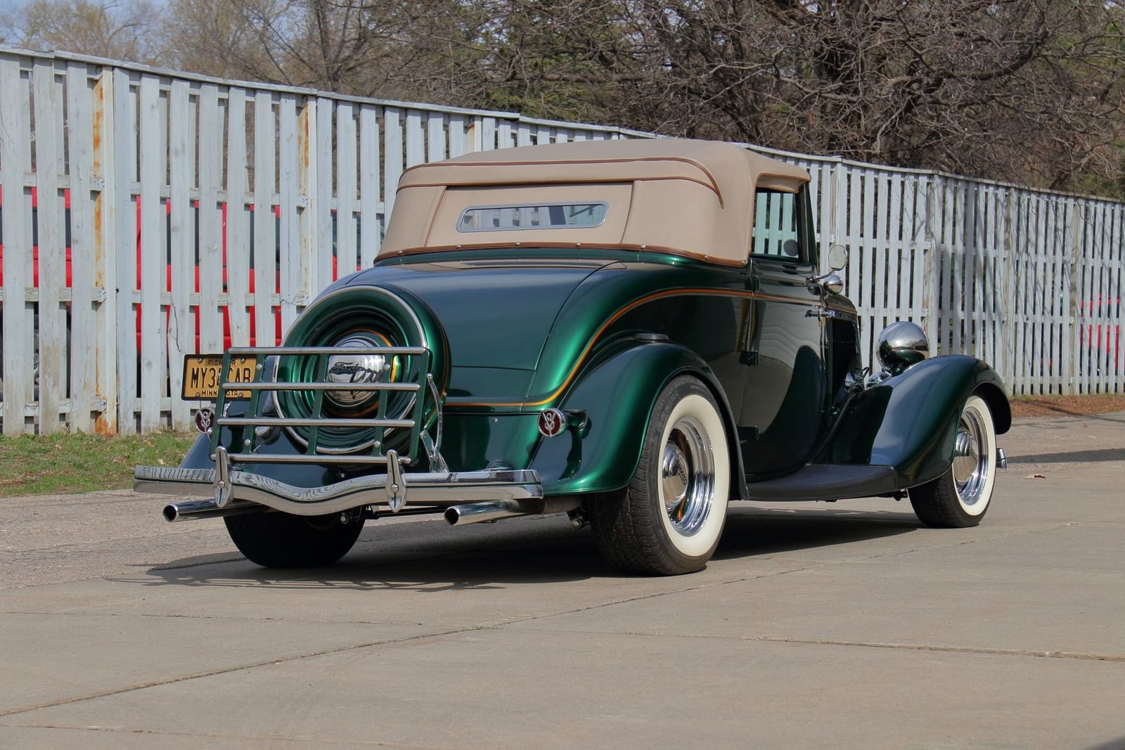 1934 Ford Custom Cabriolet For Sale (44)