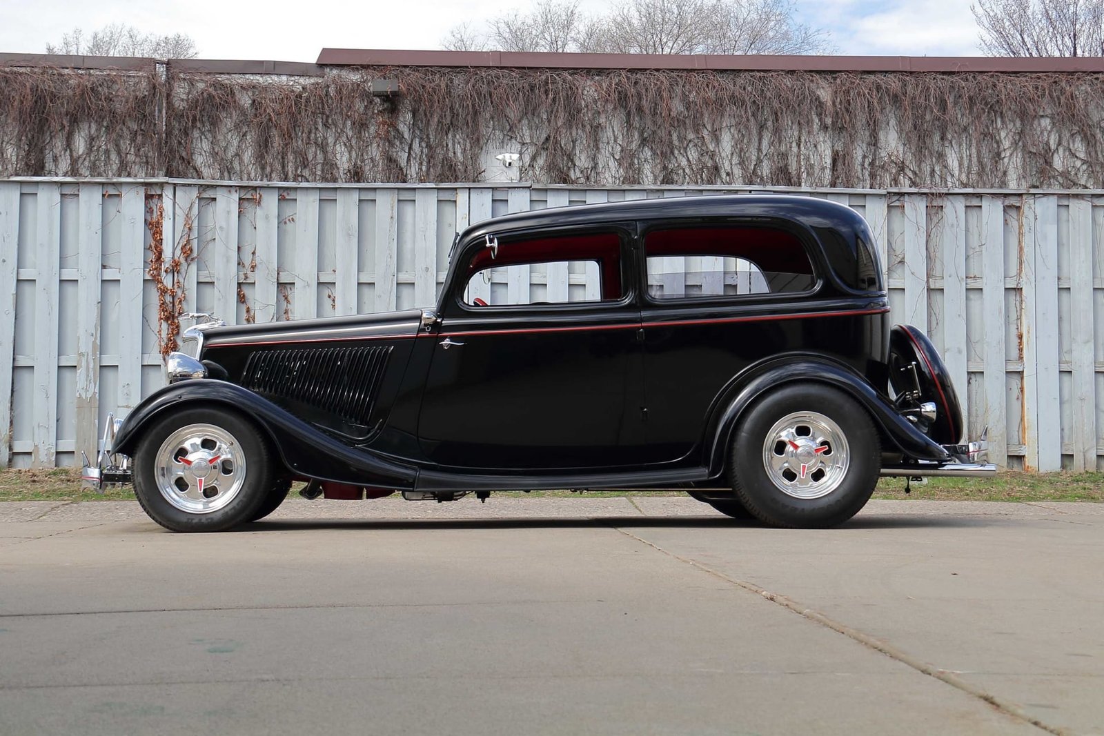 1934 Ford Custom Tudor For Sale (14)