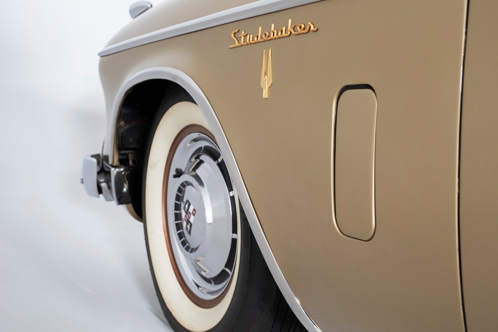 1957 Studebaker Golden Hawk Hardtop (32)